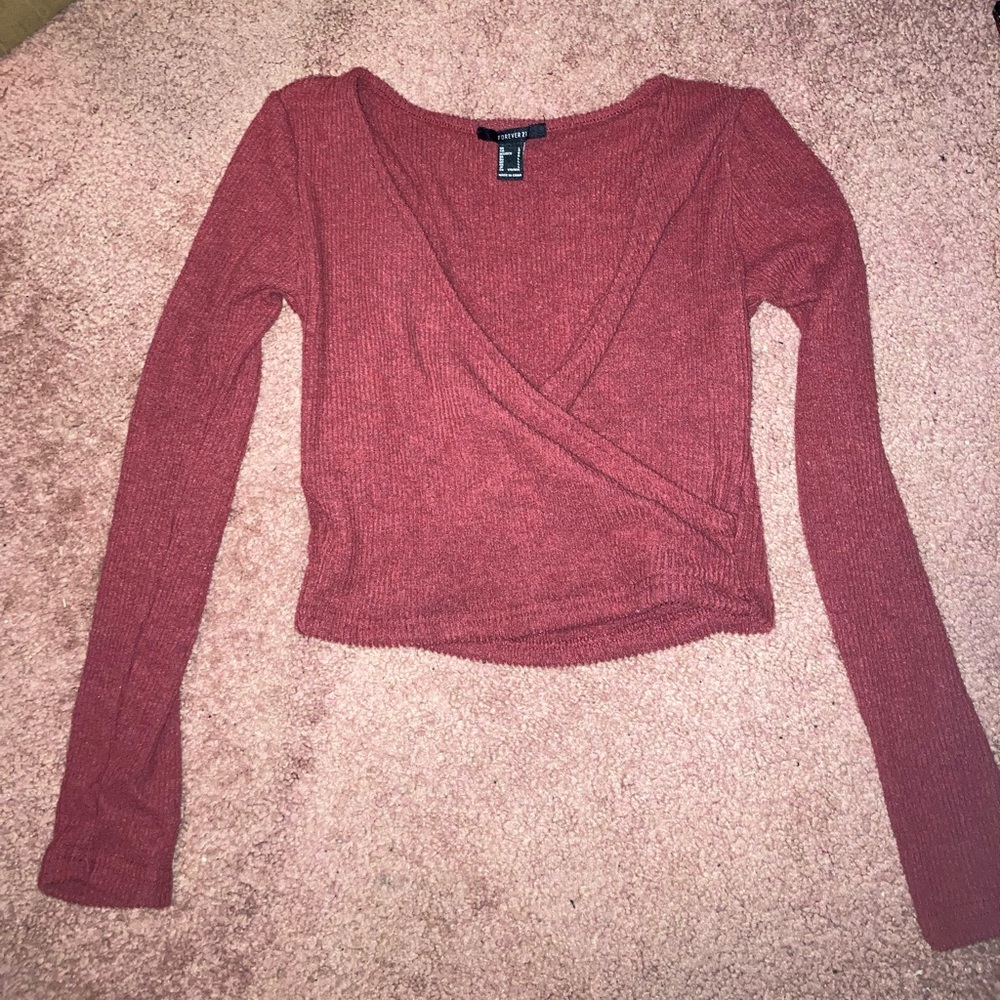 Red crop top cross over. Forever 21 size L girls.